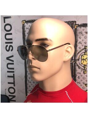 Gucci GG0137S 002 Aviator Sunglasses Gold Frame with Grey Lenses New